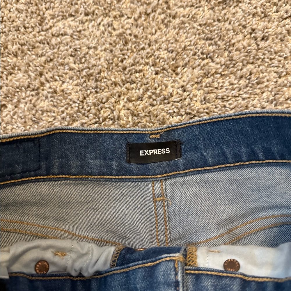 Express Jeans - Picture 4 of 6